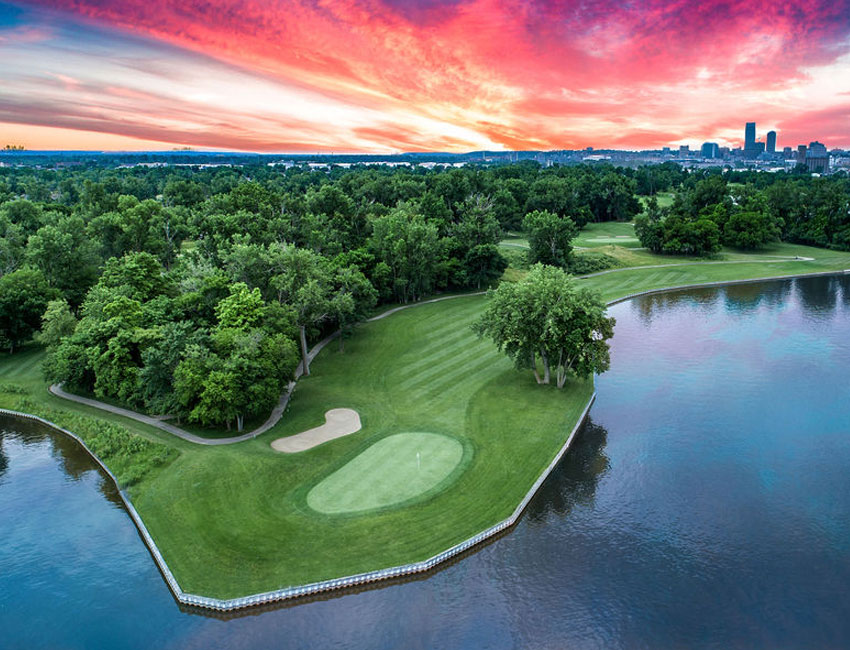 ゴルフ関連事業
